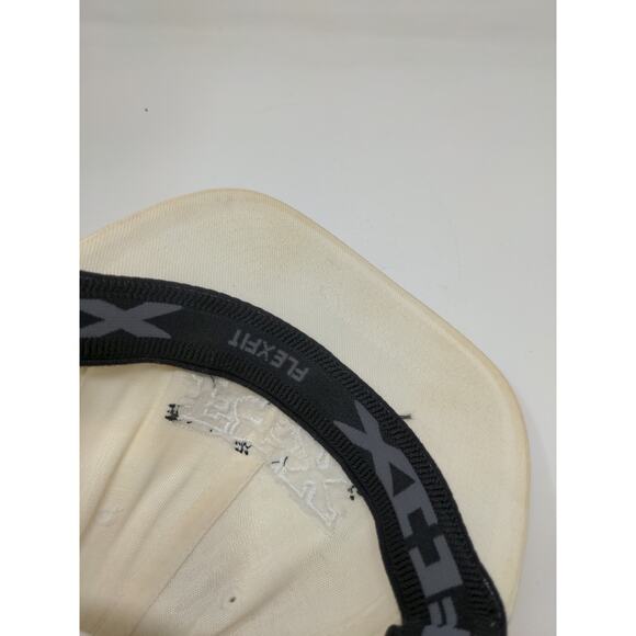 Fox Racing FlexFit Hat Embroidered Logo White SZ S/M Autographed Stains - Picture 10 of 11